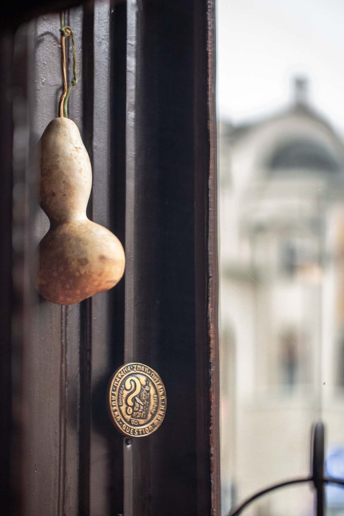 najstariji restoran na svetu, kafana znak pitanja