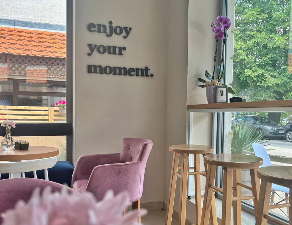 Garden kafe bar