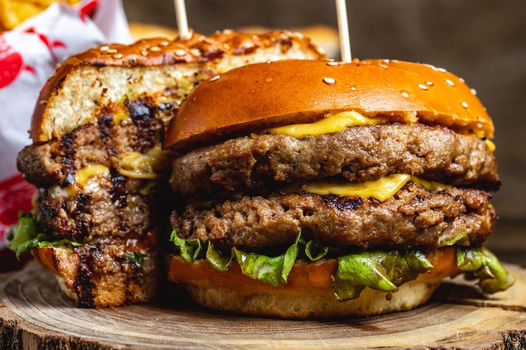Gde se jedu najbolji burgeri u Beogradu - burger presek
