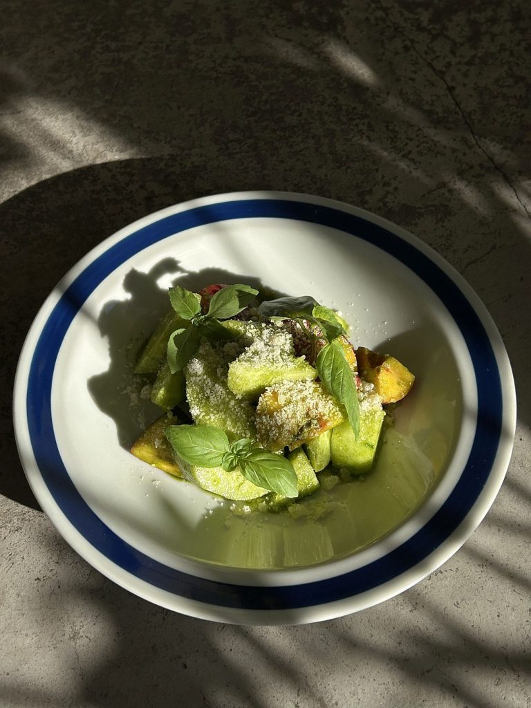 June Cafe, brunch