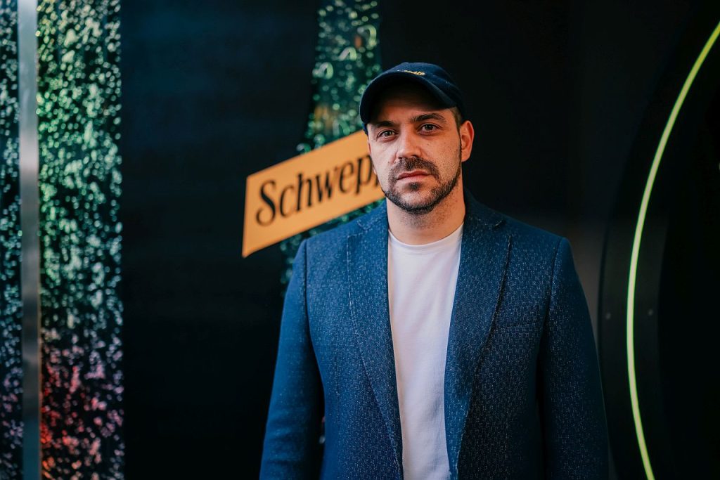 Marko MIladinovic, Schweppes Mixology