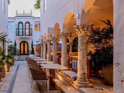 Restoran Donatella Boutigue Hotel Majami