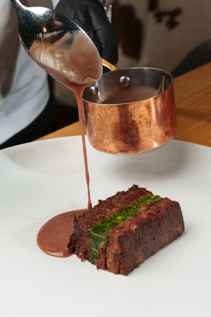 Pijemont jelo na meniju la pista kopaonik, stevan pejdanovski